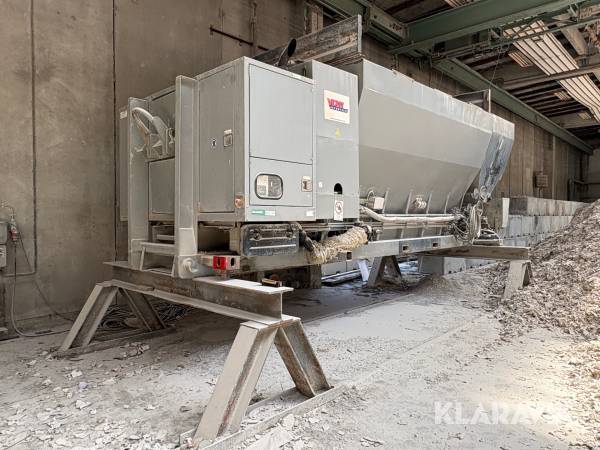 Mobilt betonværk VDW med 8000 liter vandtank