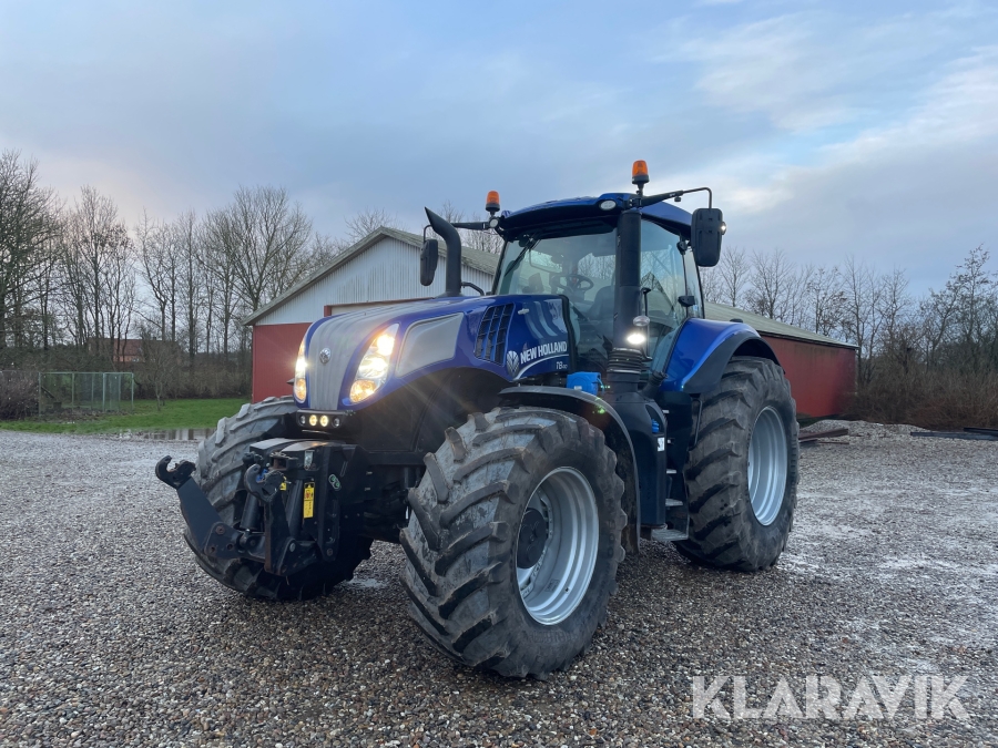 Traktor New Holland T8410