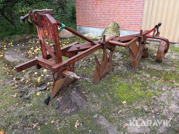 3 furet plov