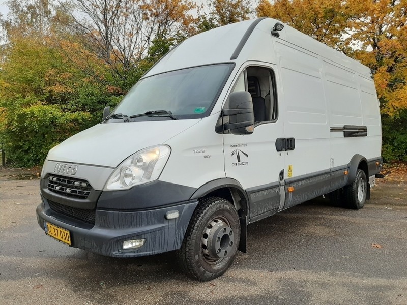 Kassevogn med indretning 