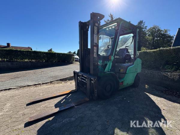 Truck Mitsubishi FG25NT