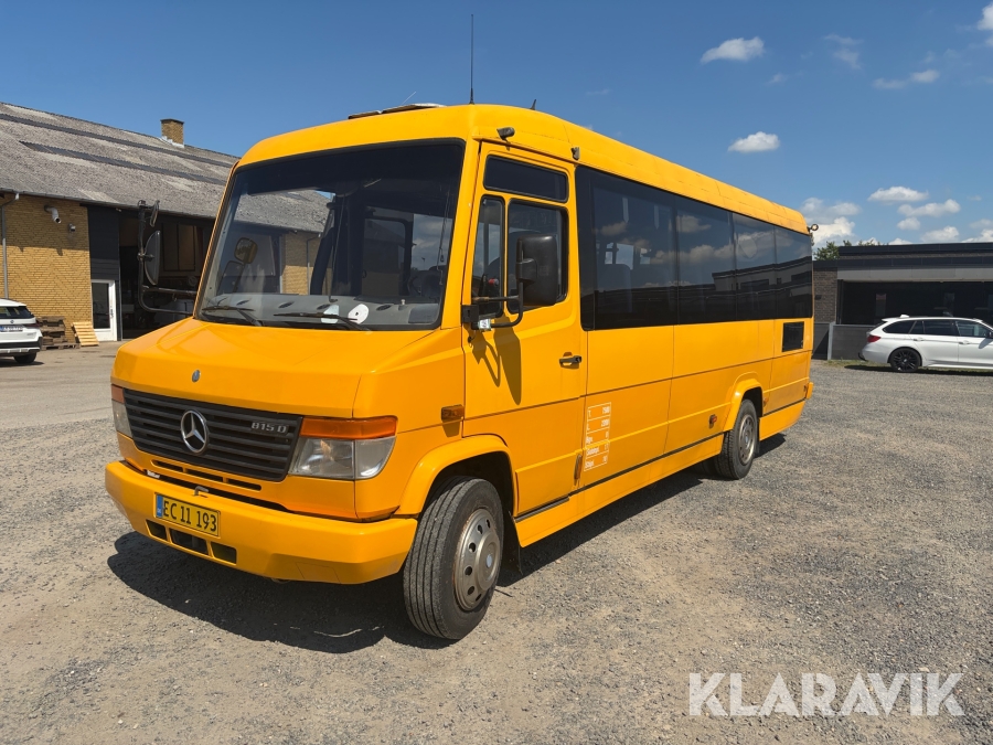 Bus Mercedes 815D