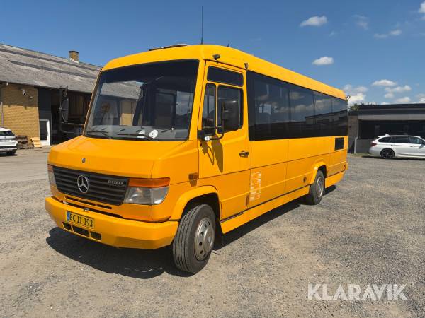 Bus Mercedes 815D