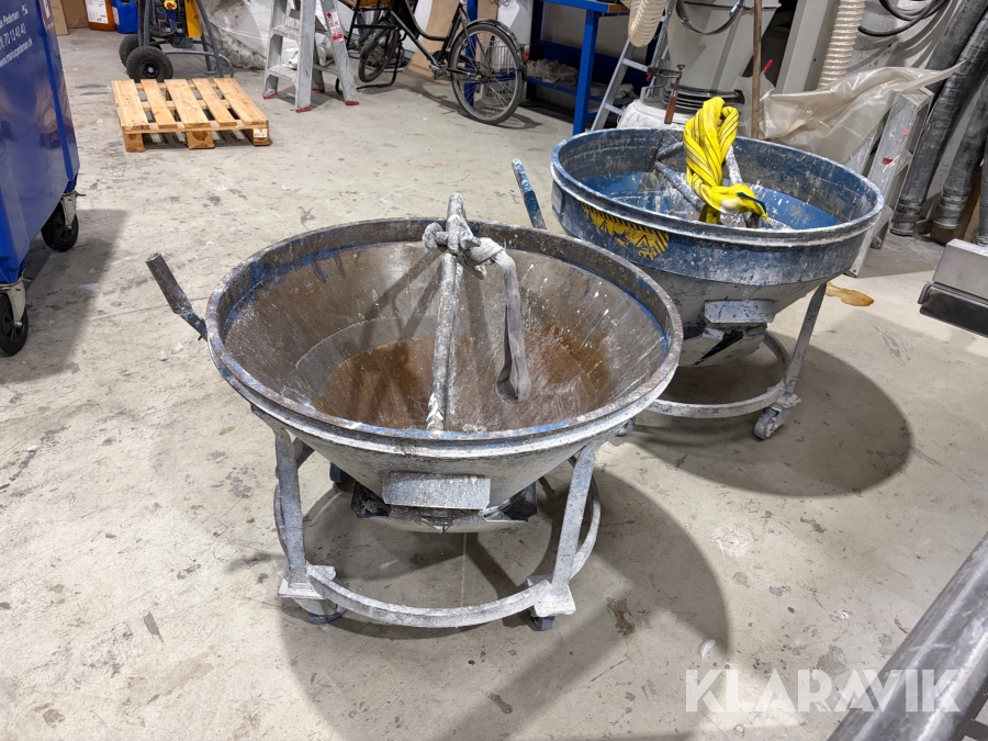 Betonskovl med bundtømning Boscaro C-15 2 styk