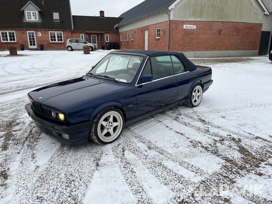 Personbil BMW 320i Cabriolet E30
