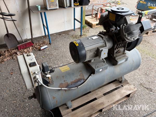 Kompressor Atlas Copco LE-75-19-250 - 10 bar