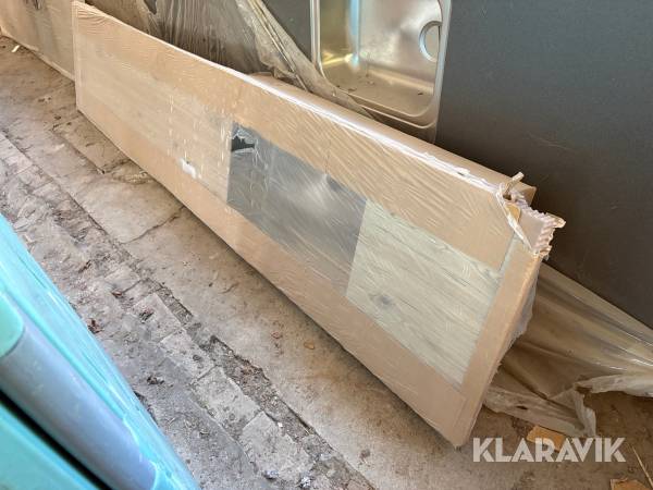 Laminatbordplade med undersænket stål vask HTH