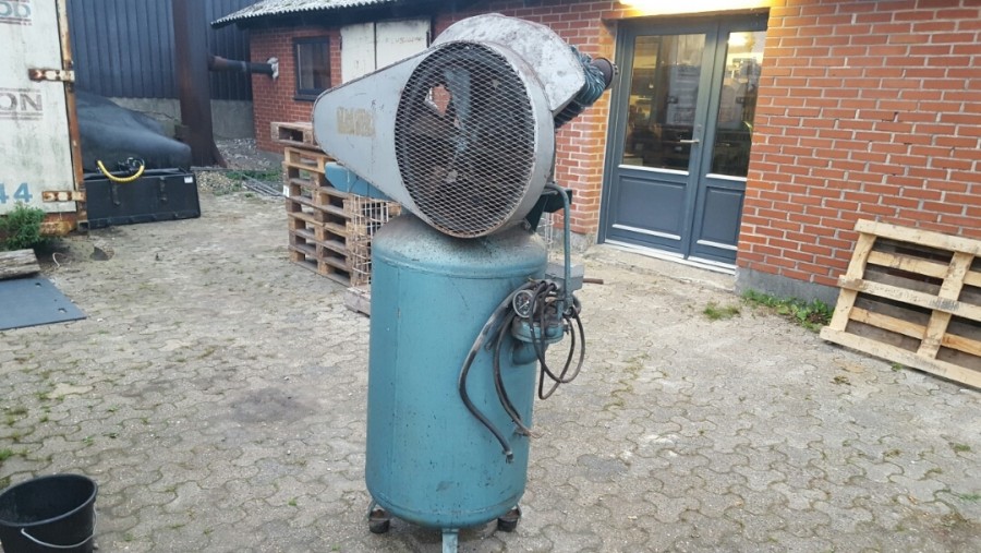 Kompressor