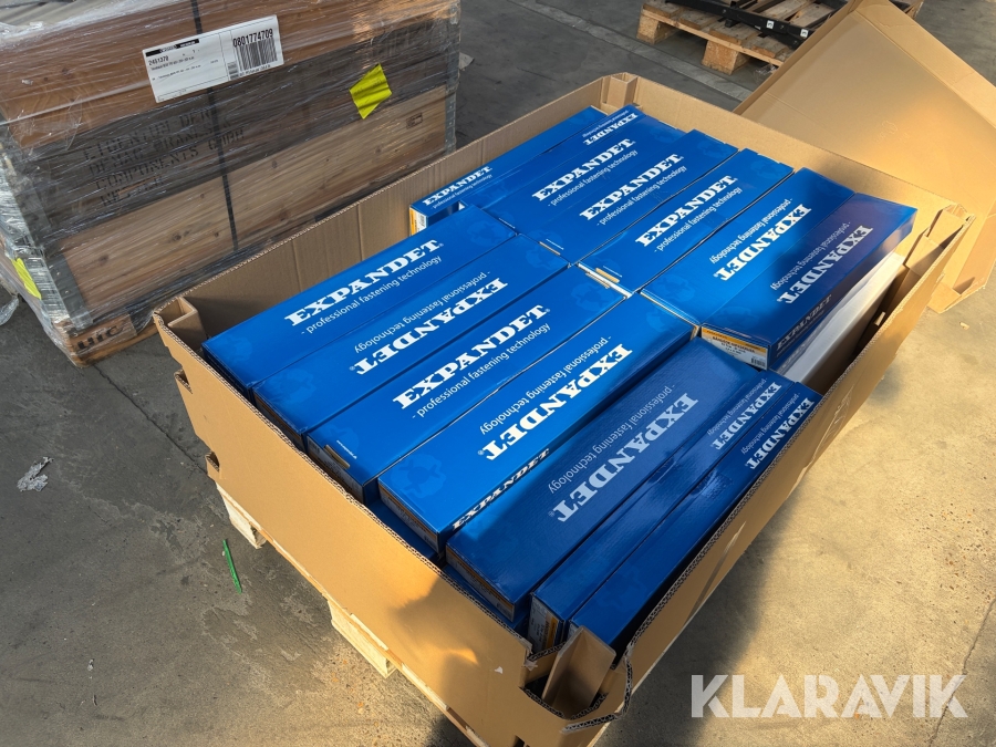 Båndede gipsskruer Expandert 3,9x35 mm 74 kasser med 1000 styk i hver