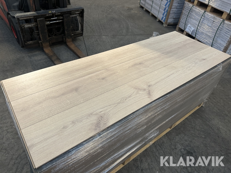 Gulv Moland High Performance Laminate Wideplank Design Svaneke Eg 88,2 m2