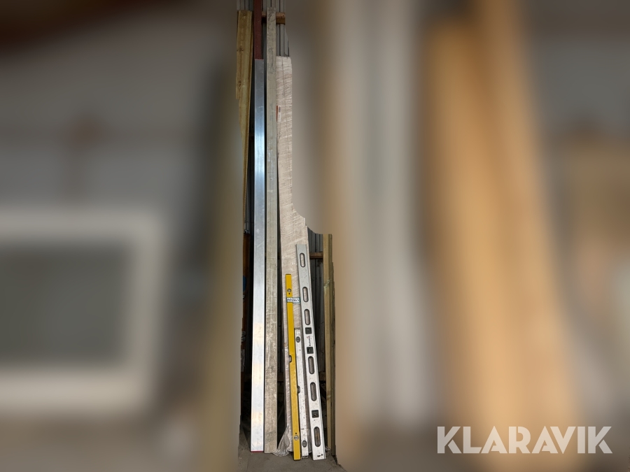 Retteskinner og vaterpas