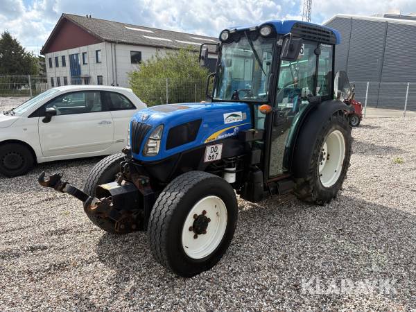 Traktor New Holland T4030N 4WD 7.50R18 A8 / 13.