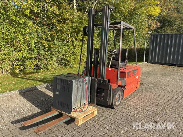 Truck Linde E30Z