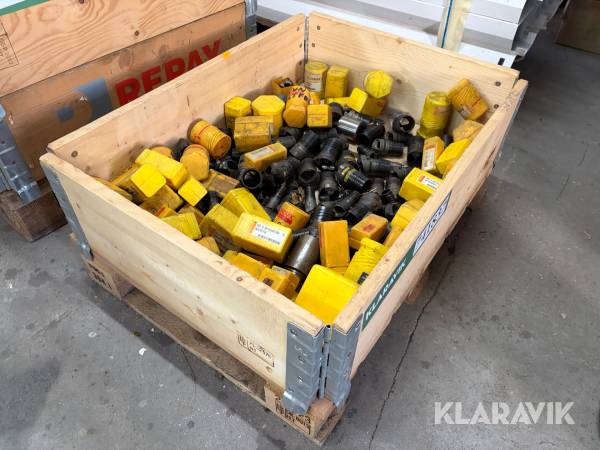 Stort parti med hulbor i assorterede størrelser