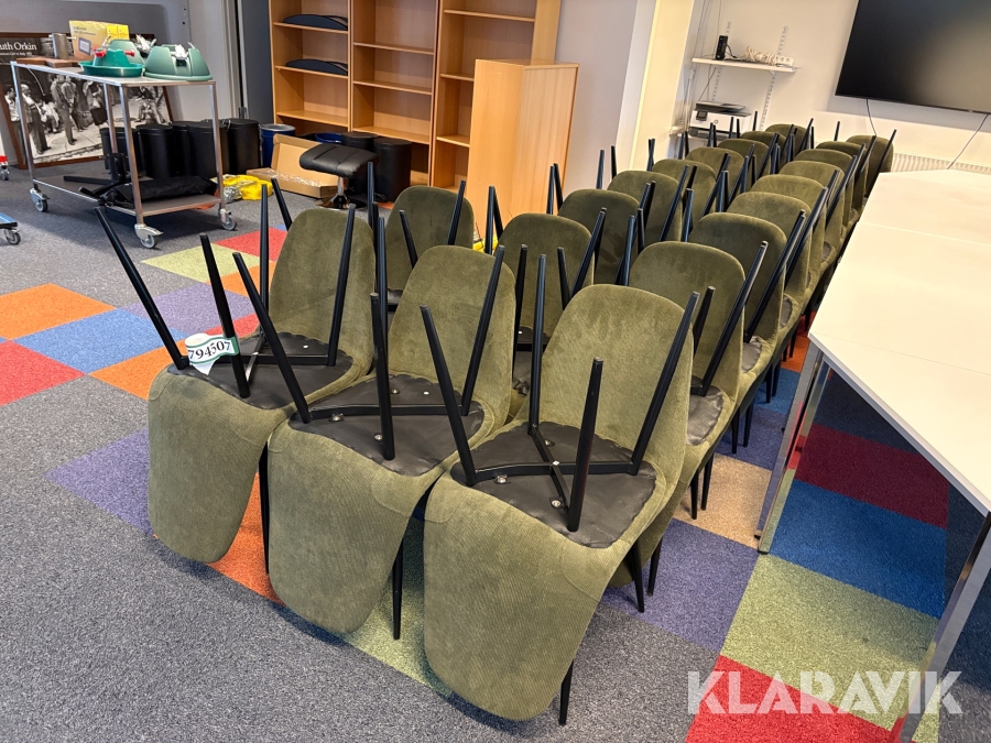 Lot med stole - 40 styk