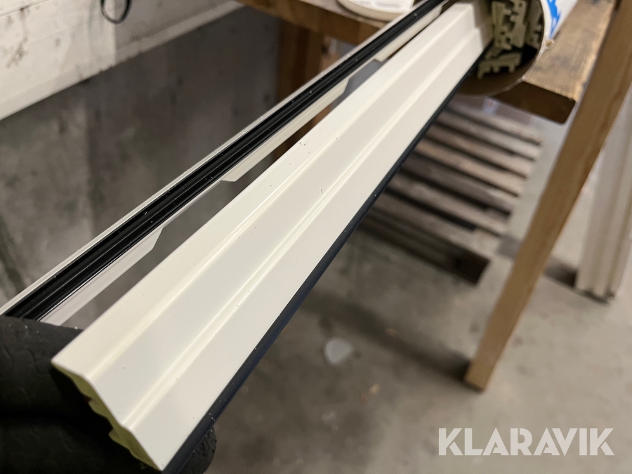 Lister Primo Glazing Bread base w/weather strip 10 styk