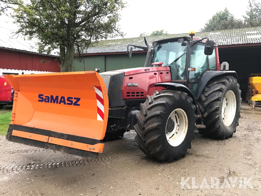 Traktor Valtra 8350-4wd