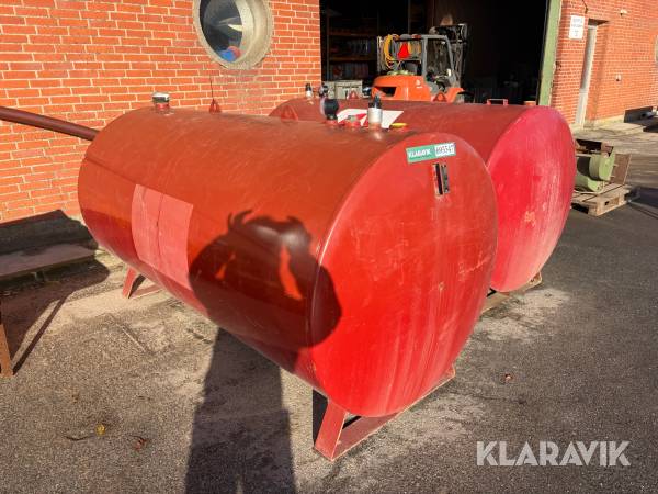 Tanke 2500L 2 styk