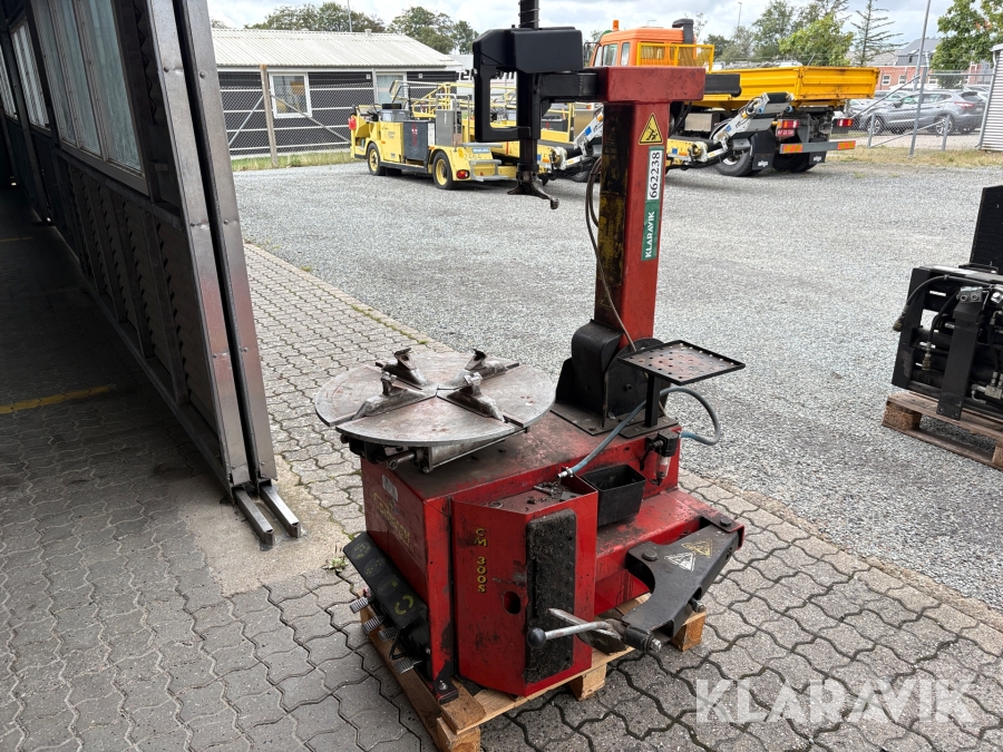 Dækapparat Cormach CM300S