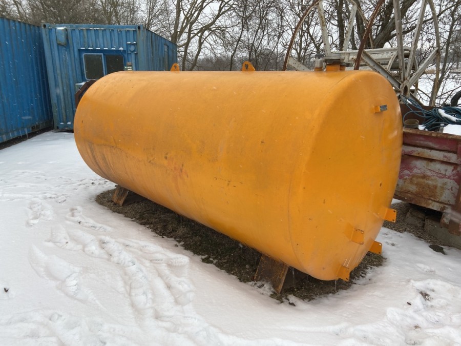 Tank