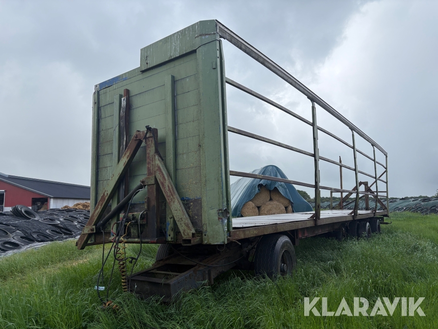Halmvogn med hydraulisk opklap