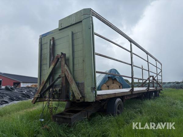 Halmvogn med hydraulisk opklap