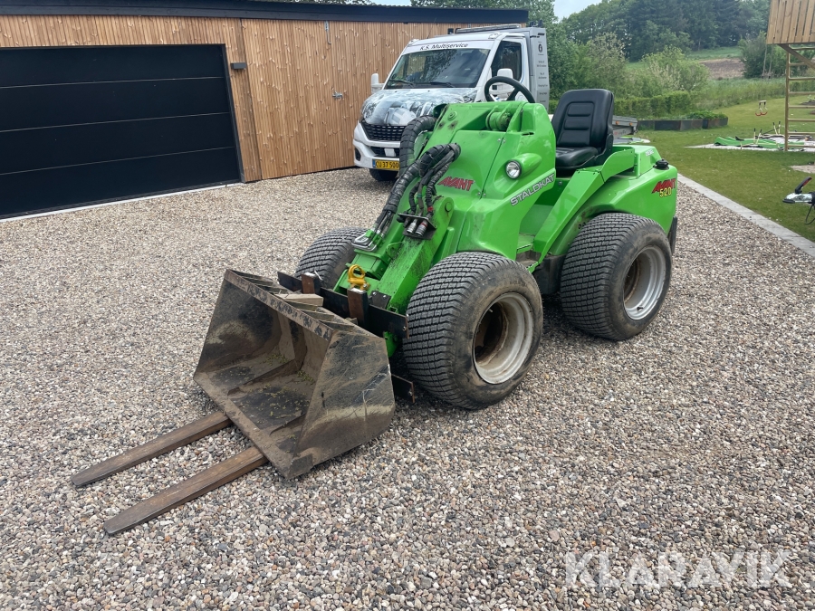 Minilæsser Avant 520 staldkat 