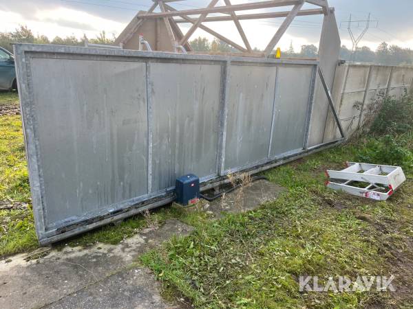 Skydeport Lind Beton 400x157cm