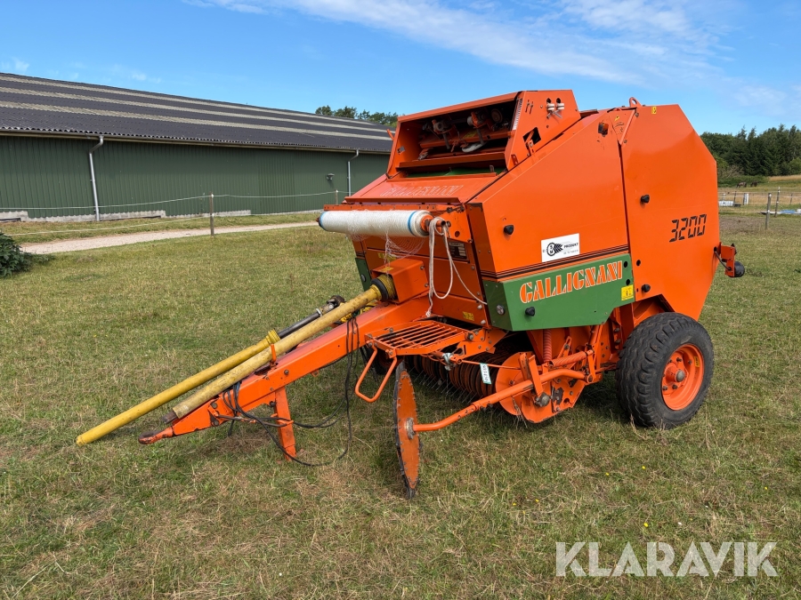 Rundballepresser Gallignani 3200 