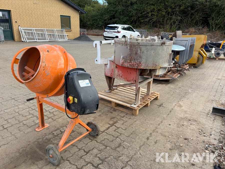 Blandemaskiner Specialfabrikken Vinderup TE300 og Powercraft betonblander