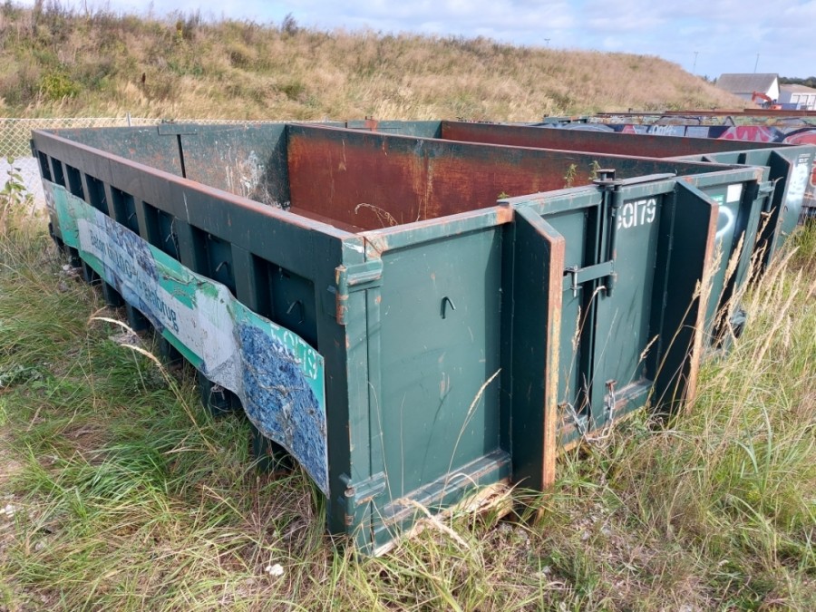 Container