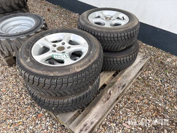Dæk med fælge Nankang Snow Viva sv-1
