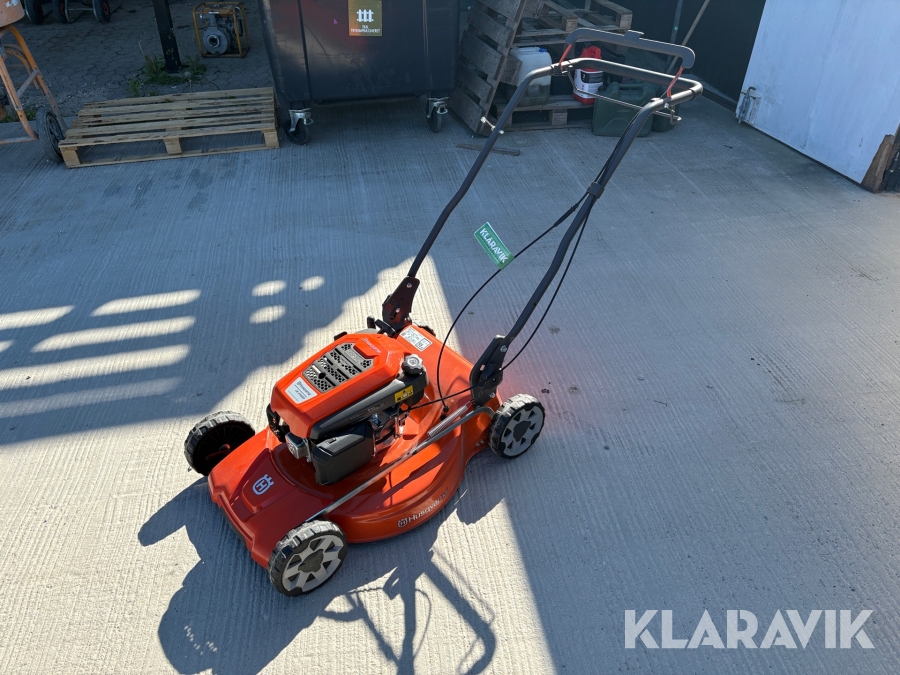 Græsslåmaskine Husqvarna LB256SP