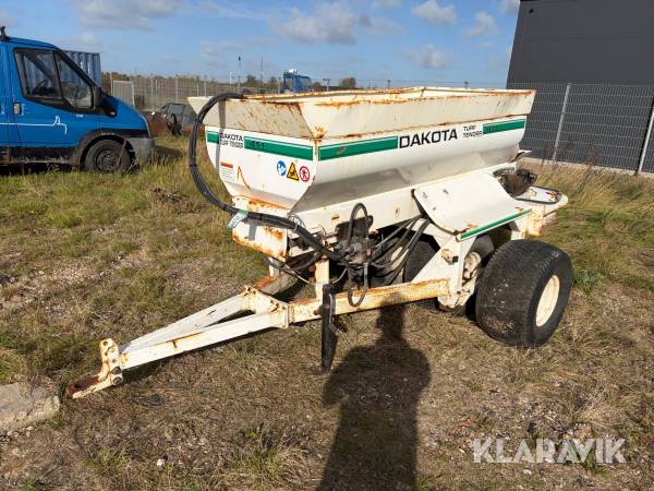 Topdresser Dakota turf tender 411 med computer