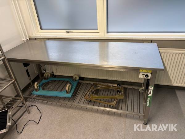 Industri køkkenbord med hæve-/sænkefunktion