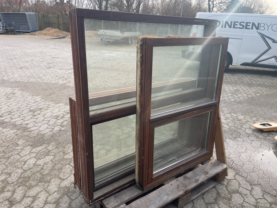 3 stk mahogni vinduer