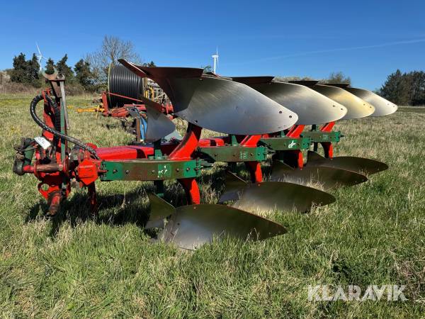 Plov Kverneland F 16”