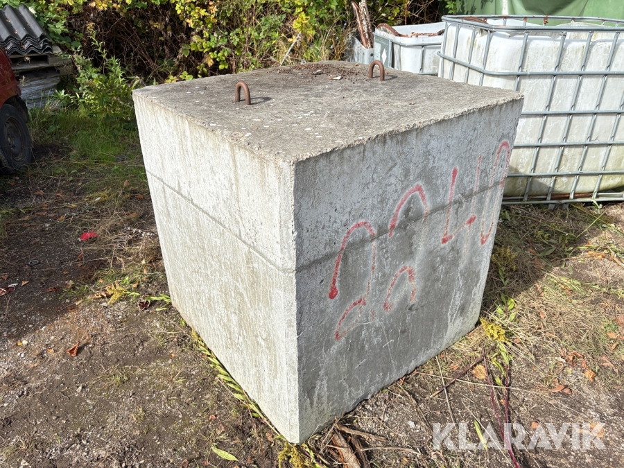 Betonblok / vægtklods - 2240 kg