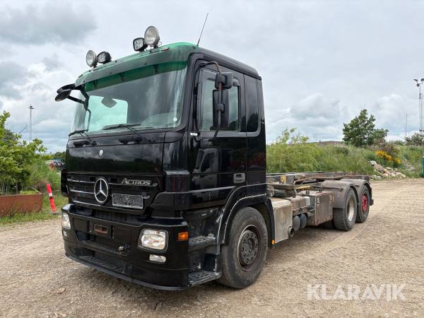 Lastbil Mercedes-Benz Actros 2544
