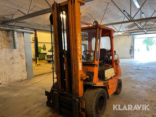 Truck Toyota 42 4FG20