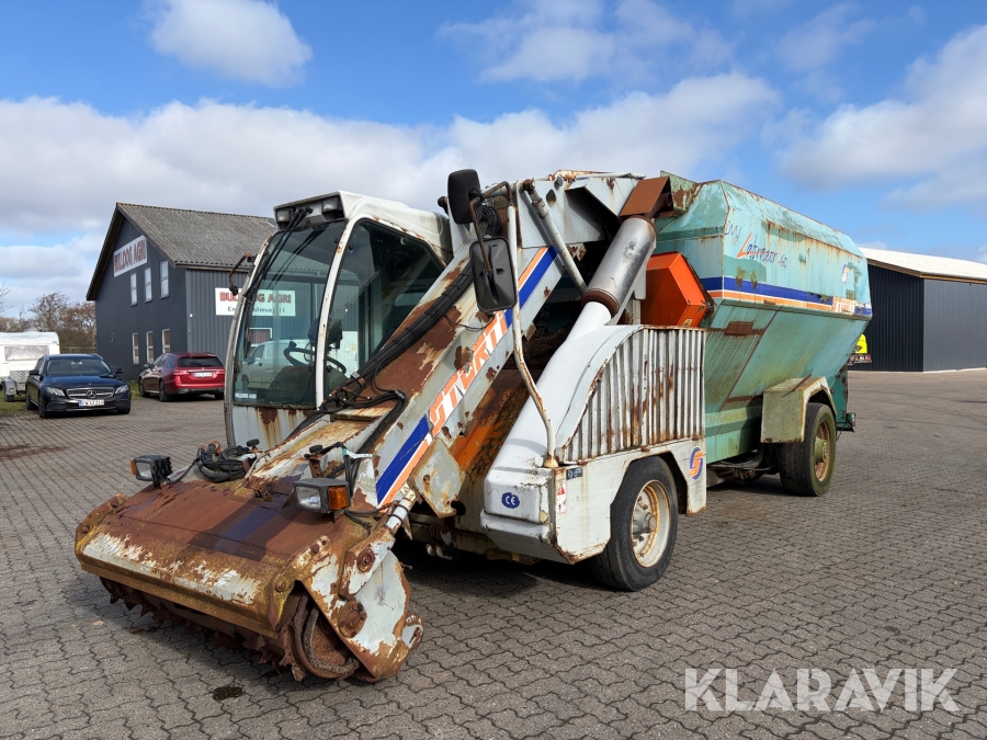 Fodervogn Storti Labrador 160 Selvkørende