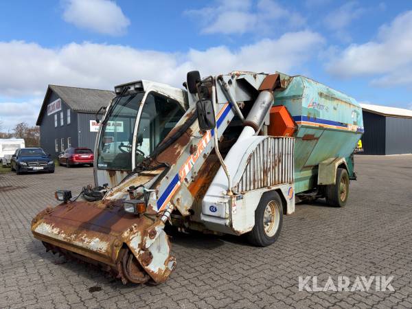 Fodervogn Storti Labrador 160 Selvkørende