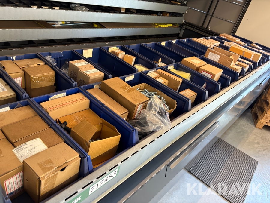 Skruer, bolte og fittings - stort lot