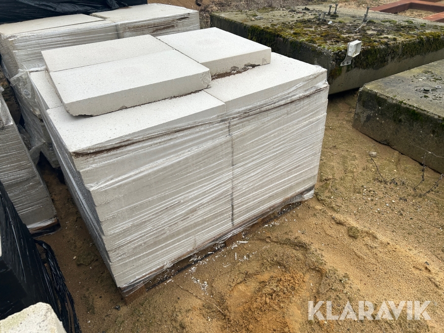 Gas beton ca 300 styk