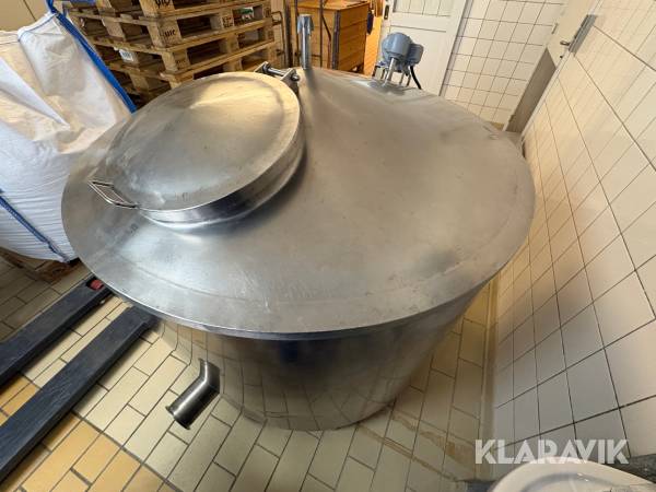 Rustfri tank med kappe og omrøring