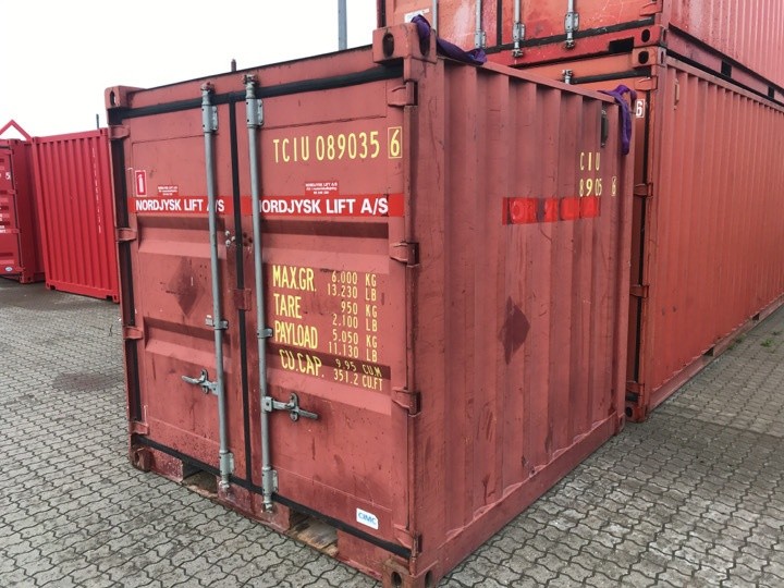 Container