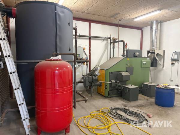 Pillefyr HDG Compact 200 - med skorsten