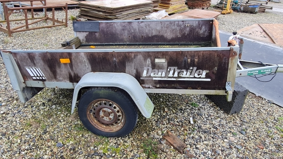 Trailer