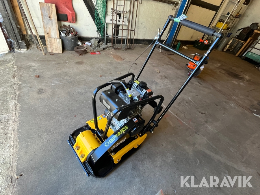 Pladevibrator Bernards BT90-1