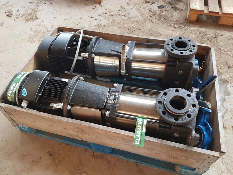 2 pumpe fra vandværk og 3 hane
